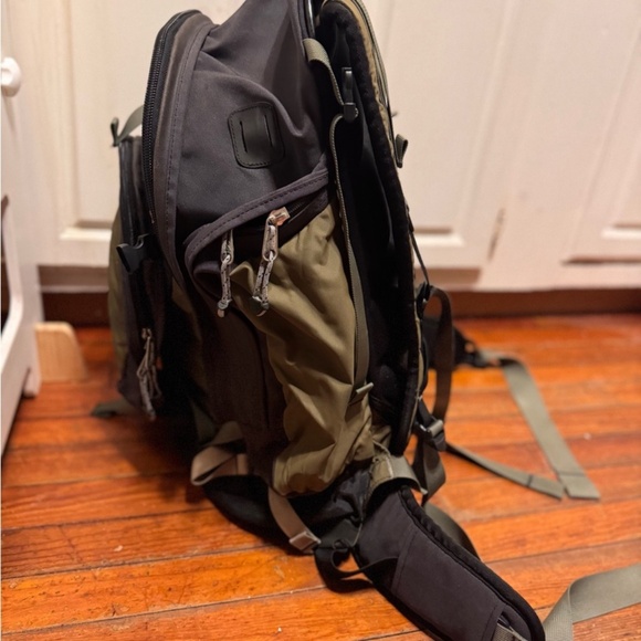 REI ALPINE backpack travel Europe backpacking hiking forest green - Picture 5 of 5